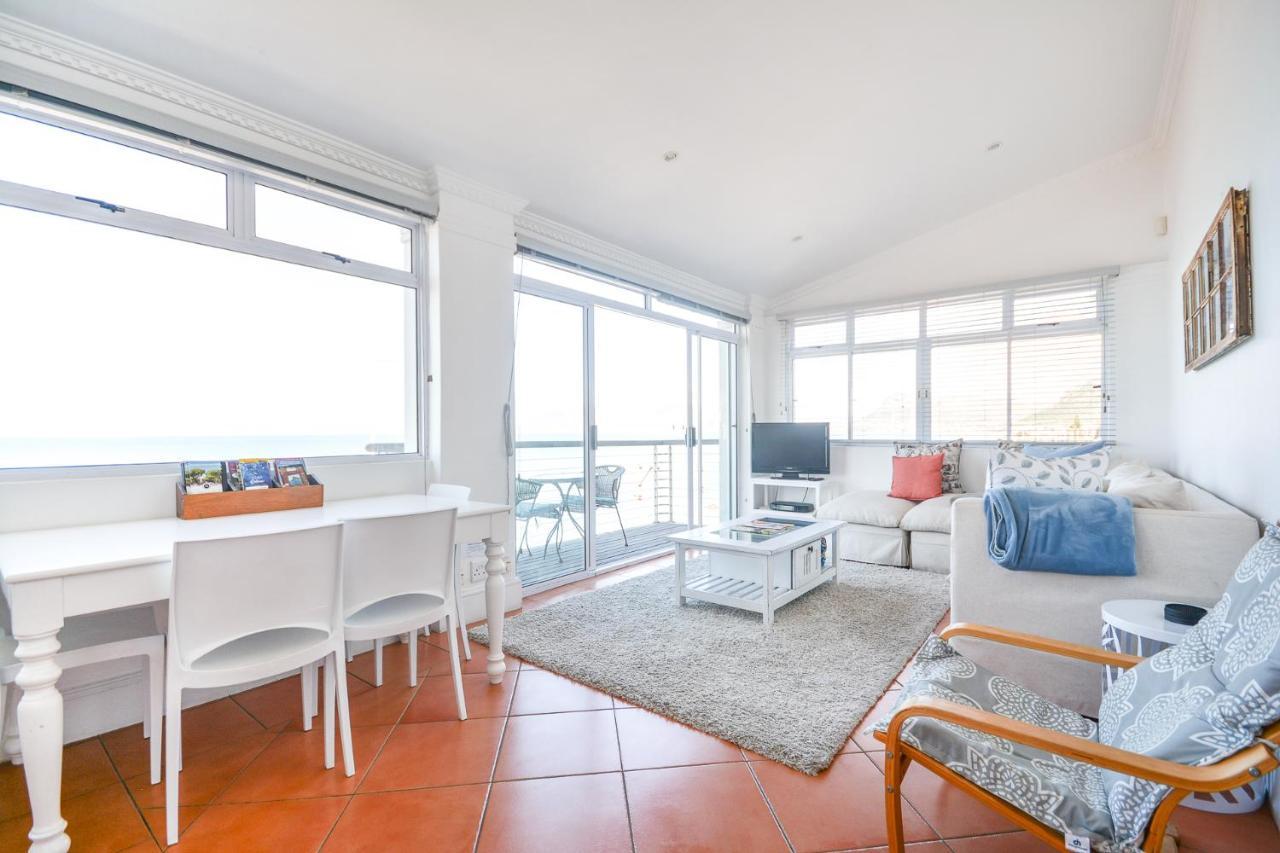 Appartamento Oceanfront Penthouse Muizenberg Esterno foto